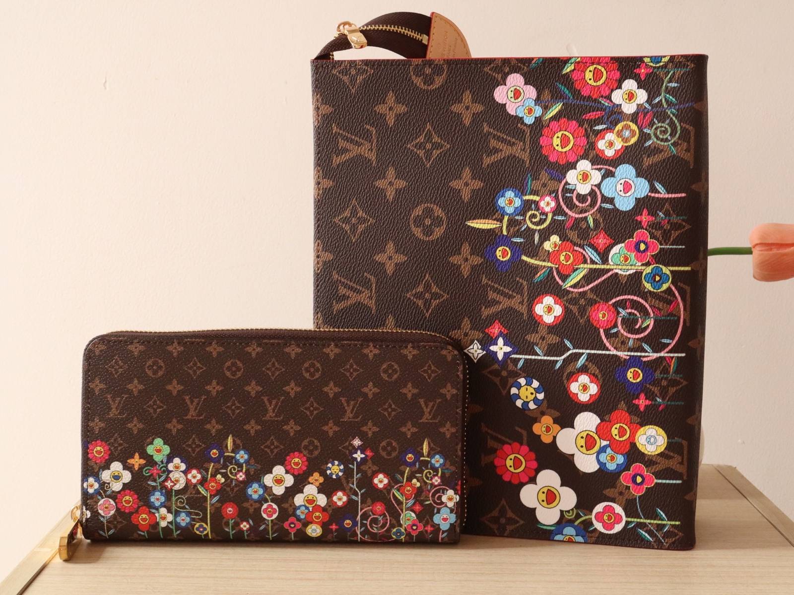 ルイヴィトン モノグラム ポルトフォイユ ヴィクトリーヌ 二つ折り財布 レディース ブラック ゴールド金具 - 画像 3