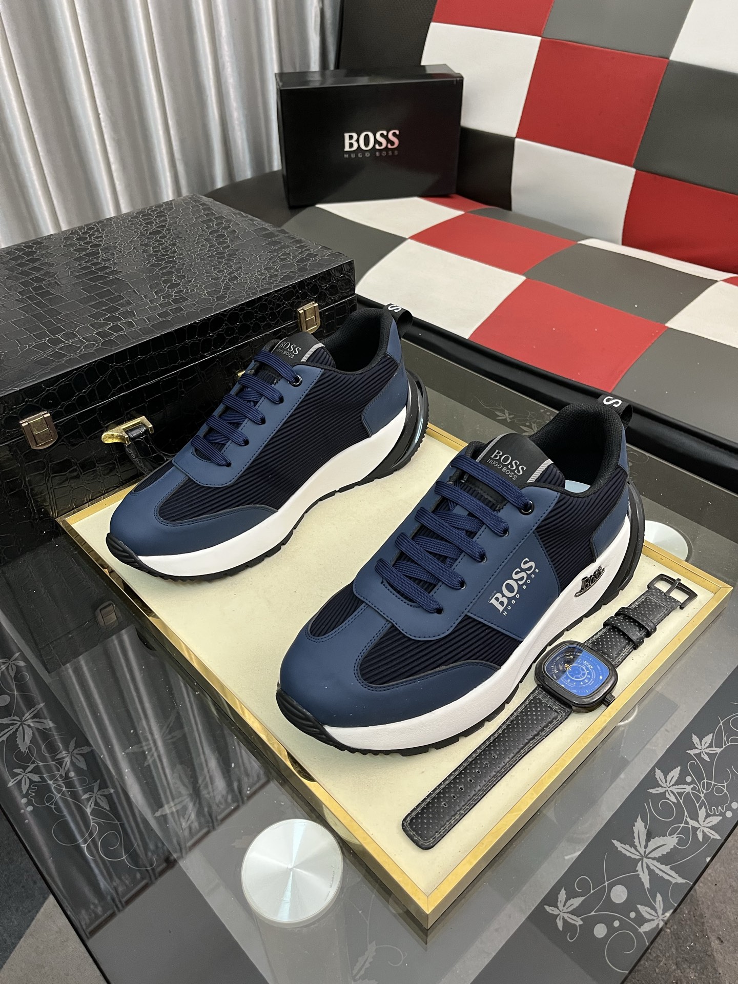 高級感のある BOSS メンズスニーカー ブルーブラック 2色展開 🎯 - 画像 2