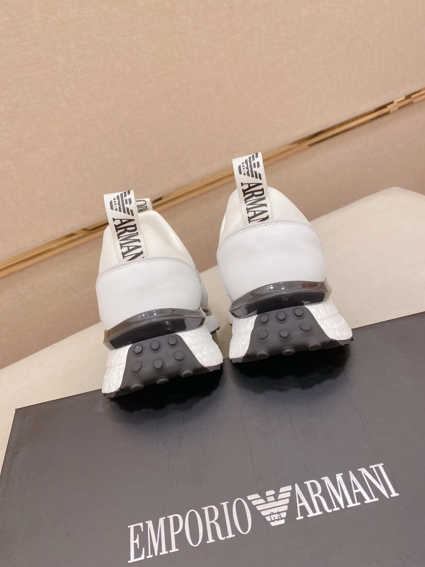 エンポリオ アルマーニ メンズ スニーカー 白 3色入 💯 おしゃれなスリップオン ファッションシューズ - 画像 8