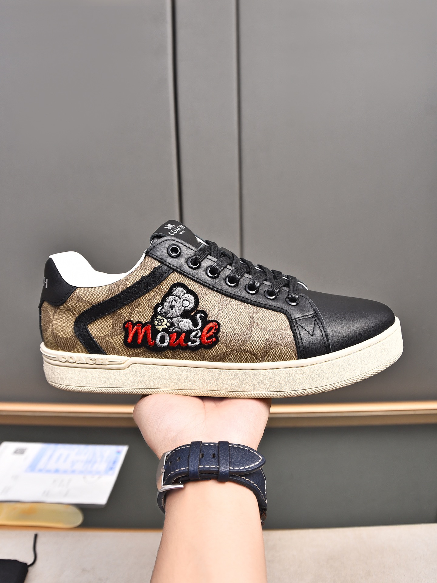 COACH メンズ スニーカー レザー デザイン 1色 カジュアル スタイル 🐭