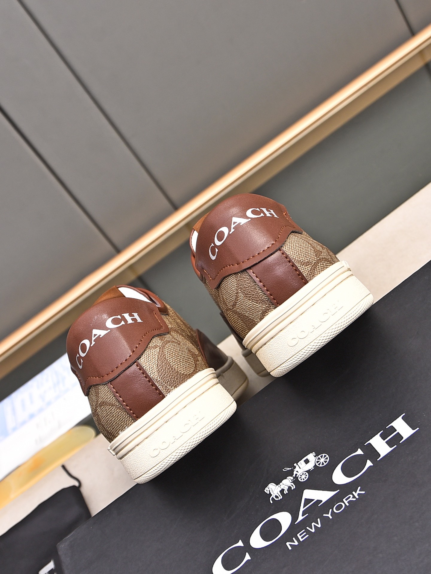 COACH メンズ スニーカー 2色 本革 ブラウン ブラック 送料無料 🎁 - 画像 5