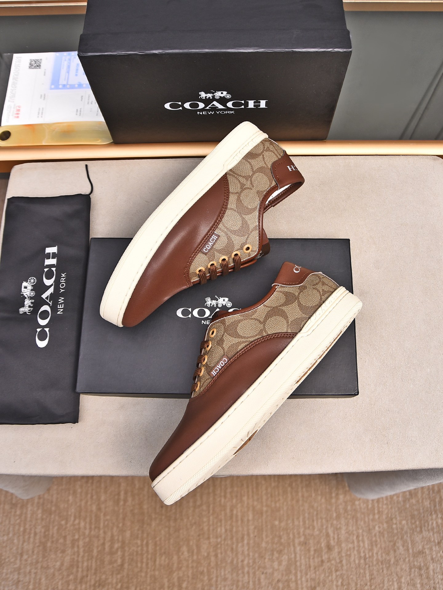COACH メンズ スニーカー 2色 本革 ブラウン ブラック 送料無料 🎁 - 画像 7
