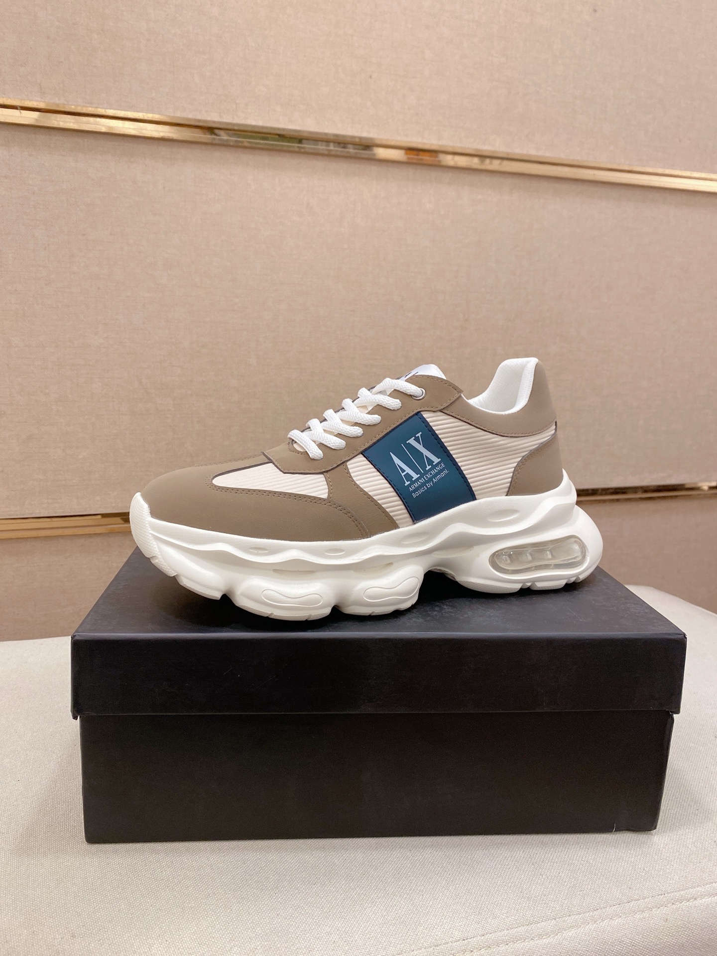 エムポリオ アルマーニ メンズ スニーカー タフソール エアバッグ 4色 👟
