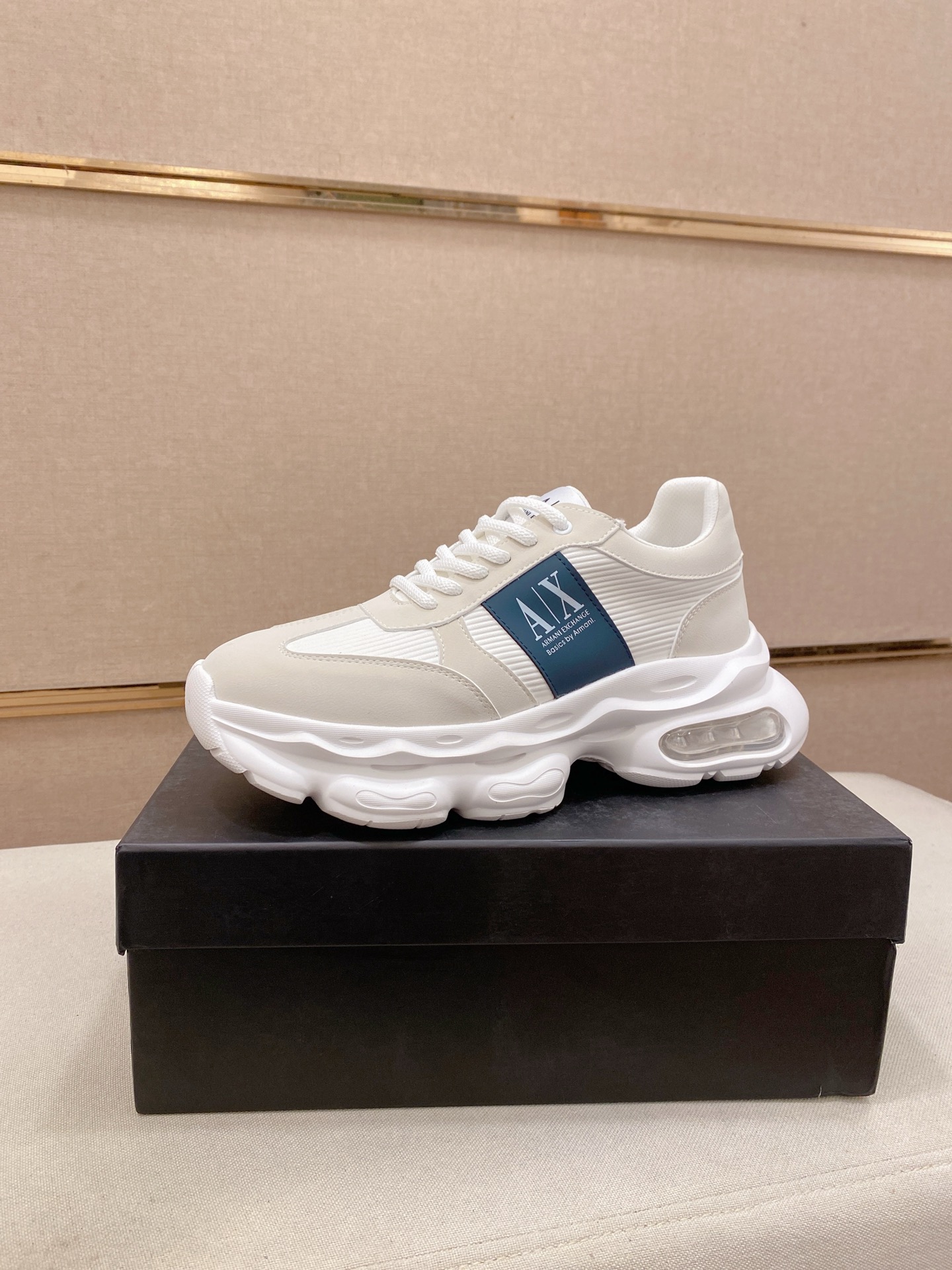 エムポリオ アルマーニ メンズ スニーカー 4色入 オールホワイト ブルー リブデザイン エアソール 9590 💼