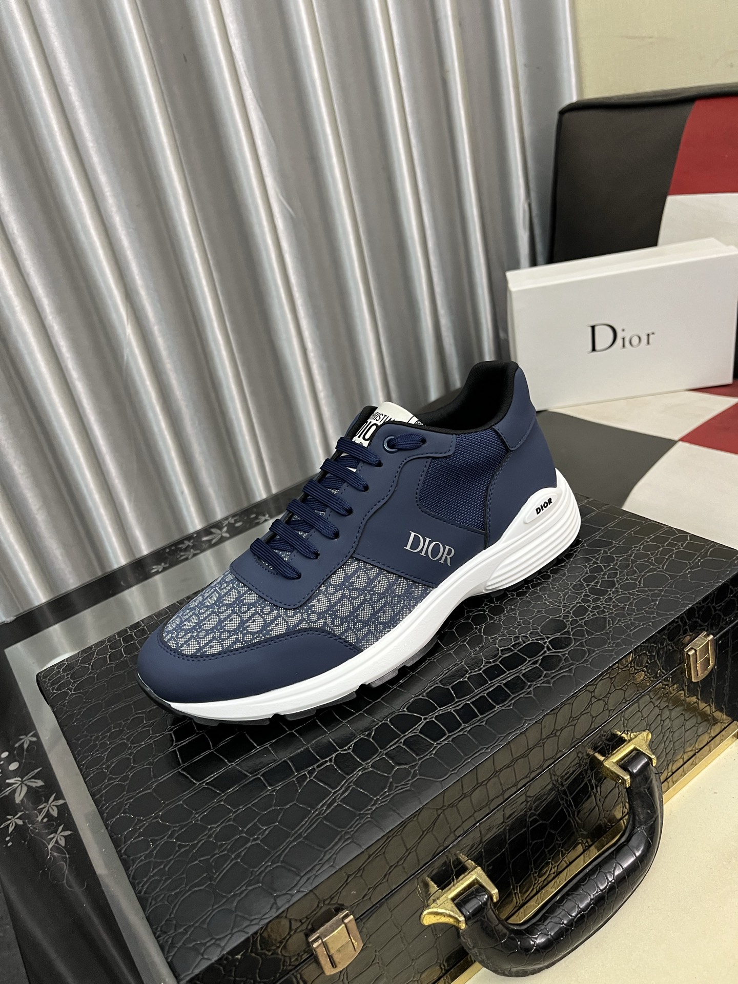 Dior メンズ スニーカー 00181 ブルー シューズ 1足 3色入 🧢