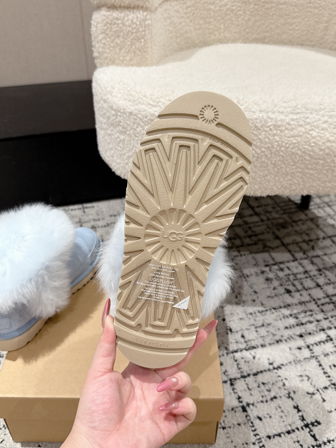 UGG 女性用 ファー付き ブーツ ベージュ フルフェイスタイプ 冬用 保温性抜群 1色 ☃️ - 画像 9