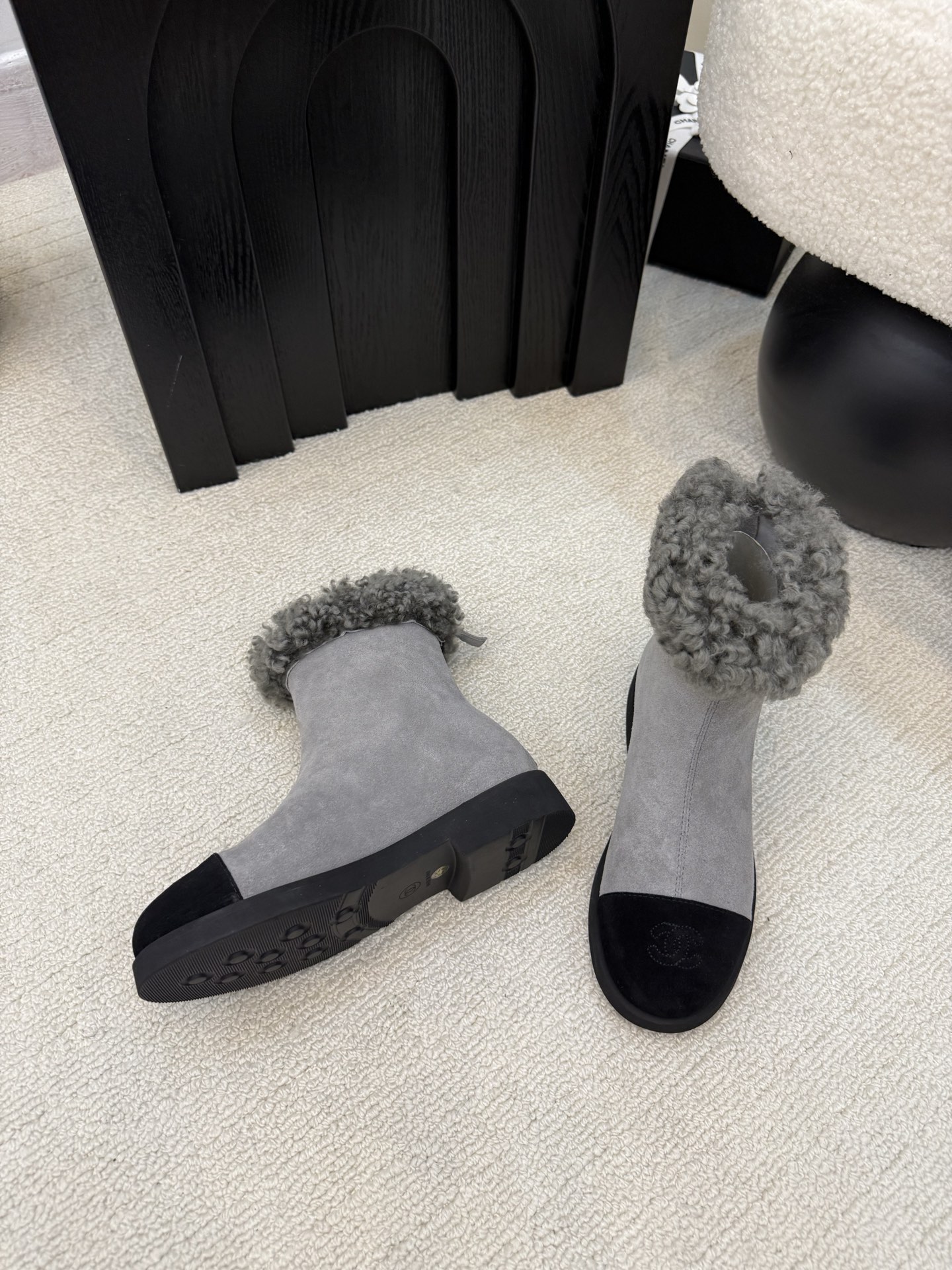 シャネル ショートブーツ ファー付き グレー ブラック 2色 カップソール 保温 レディース 🧣 - 画像 3
