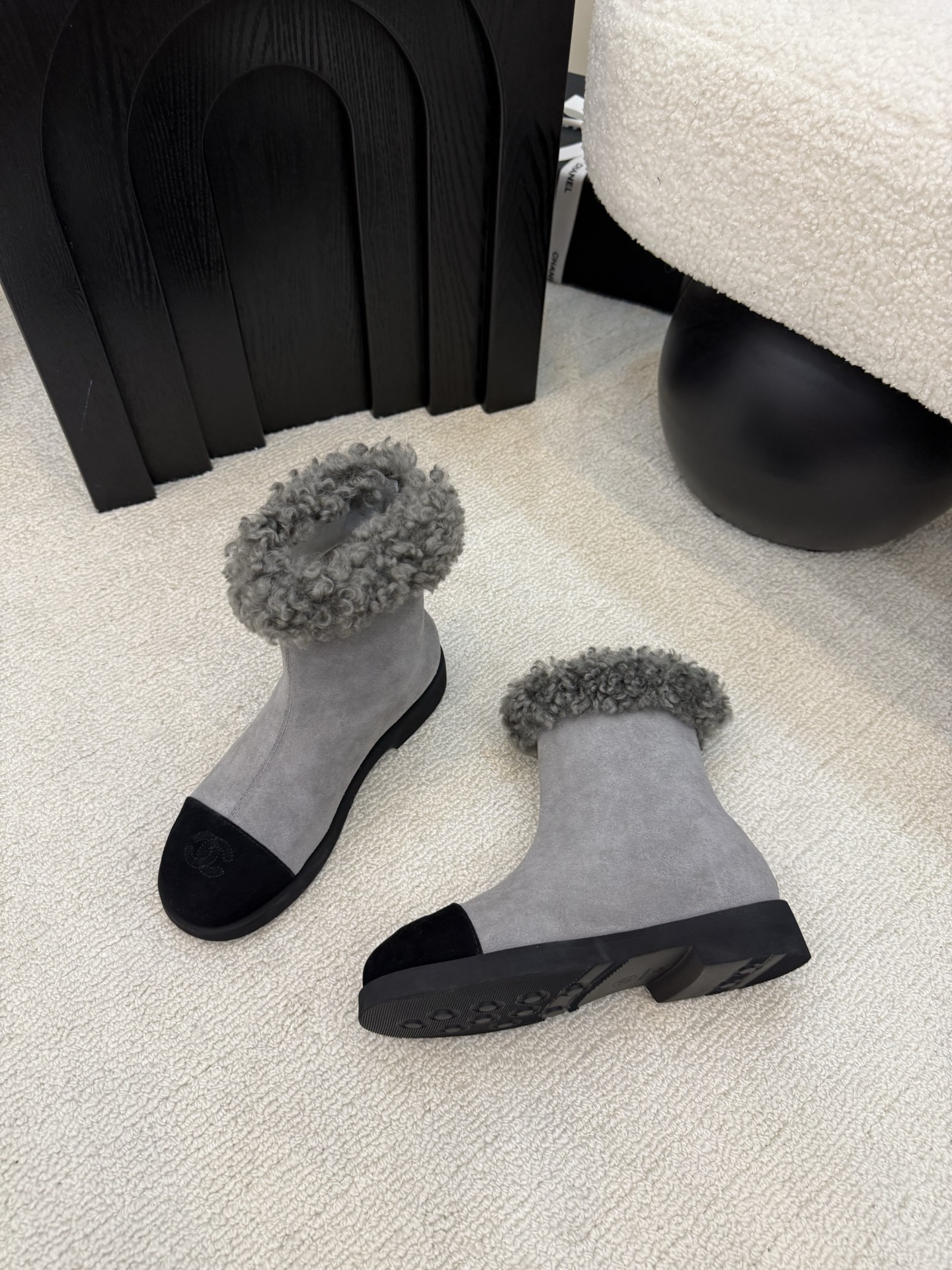 シャネル ショートブーツ ファー付き グレー ブラック 2色 カップソール 保温 レディース 🧣 - 画像 4