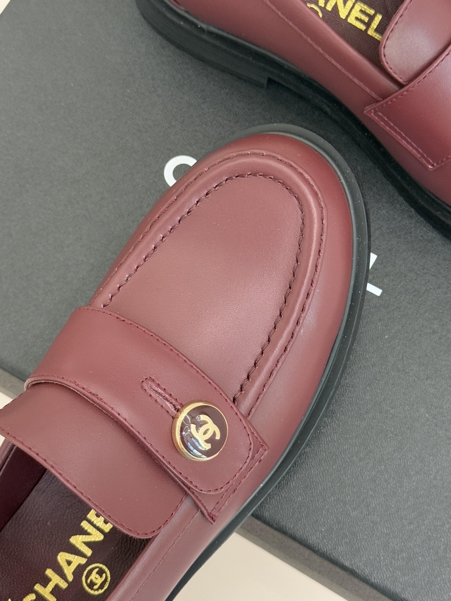 シャネル レディース ローファー 赤茶色 シャネル ロゴ 2色入 🍒 - 画像 7