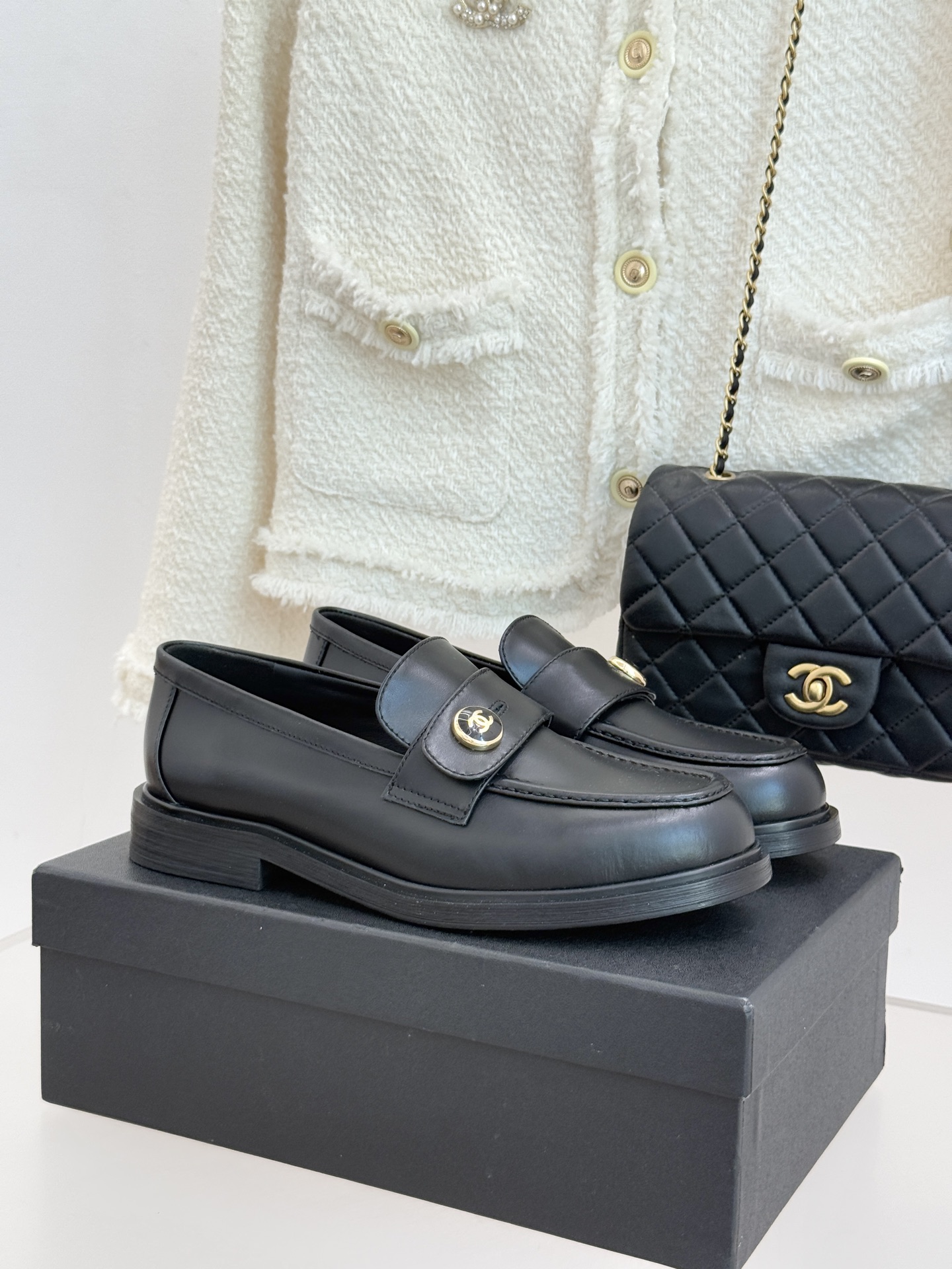 シャネル レディース ローファー 黒 1色 ¥39,800 本革 プレゼント おすすめ 🖤