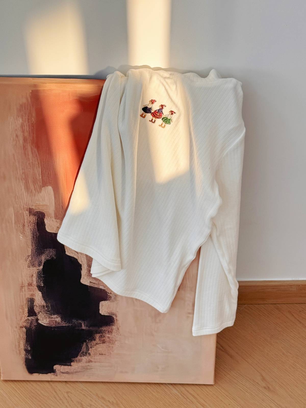 子供服 ロンT 秋冬厚手 290g 刺繍 無地 コットン 長袖 Tシャツ 通園 通学 保育園 普段着 女の子 男の子 ホワイト ブラック - 画像 9
