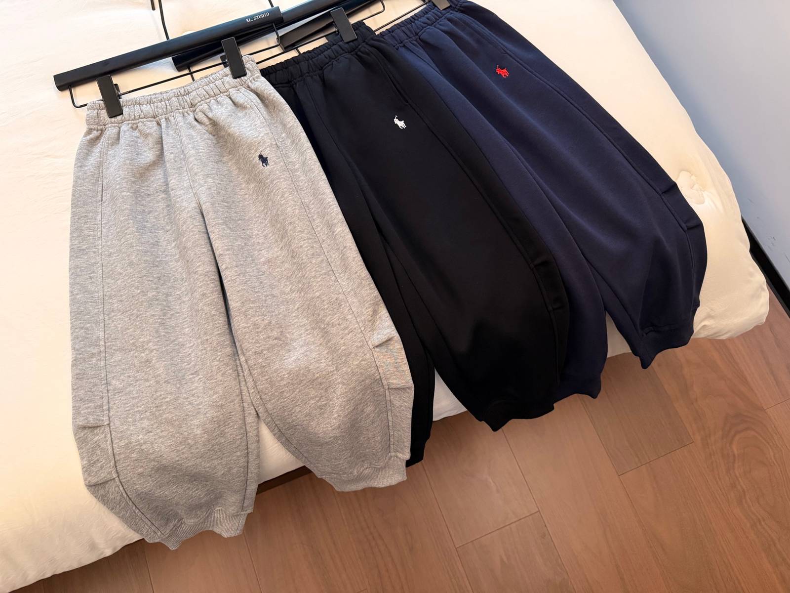 キッズ 男の子 ロンパース スウェットパンツ 長袖 通園 通学 デイリー フリース裏地 ゆったり カラーバリエーション - 画像 3