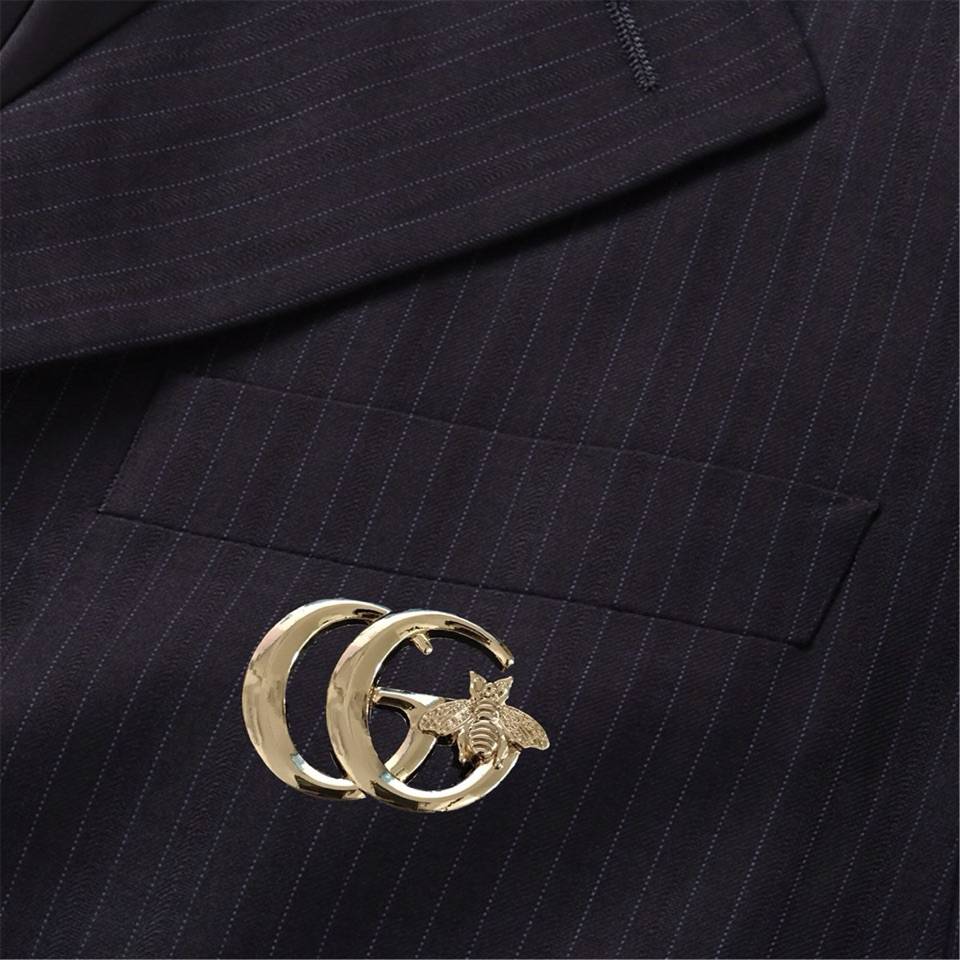 GUCCI グッチ テーラードジャケット セットアップ シングル 2B 金ボタン ピンストライプ ウール混 メンズ ブラック - 画像 4