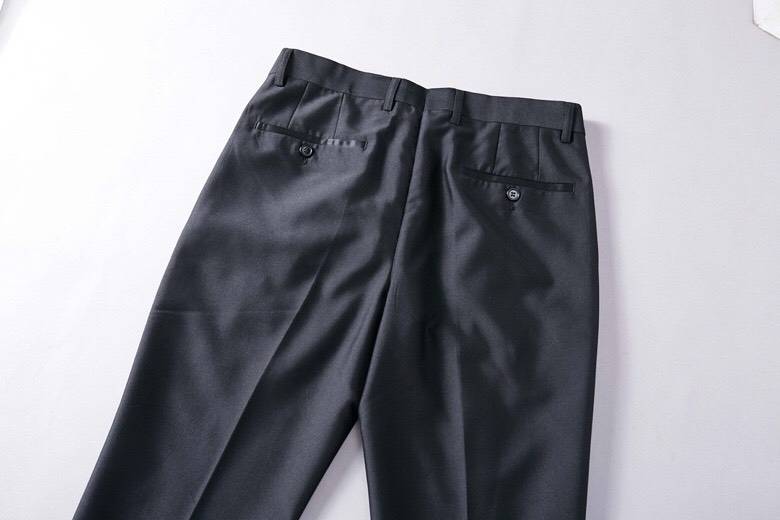 ARMANI アルマニ セットアップ テーラードジャケット シングル 2B 金ボタン メンズ ブラック - 画像 7