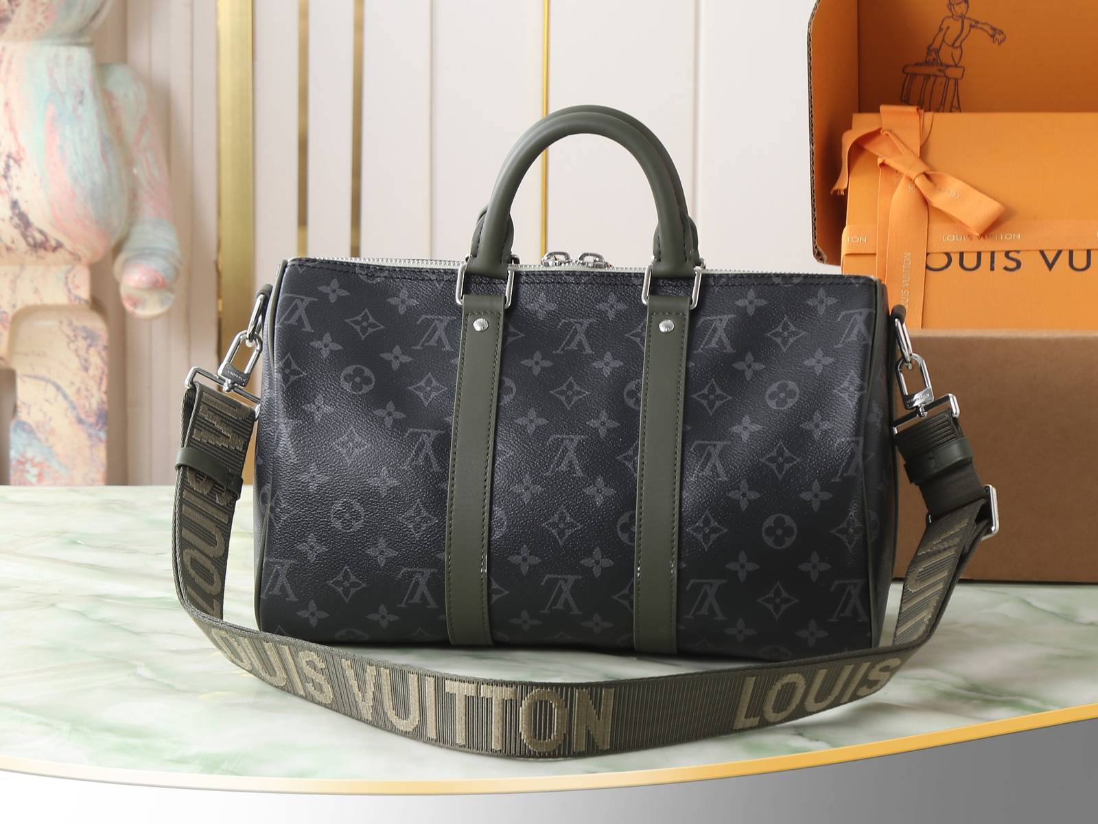 ルイヴィトン LOUIS VUITTON Keepall Bandoulière 35 モノグラムエクリプス ブラック - 画像 3