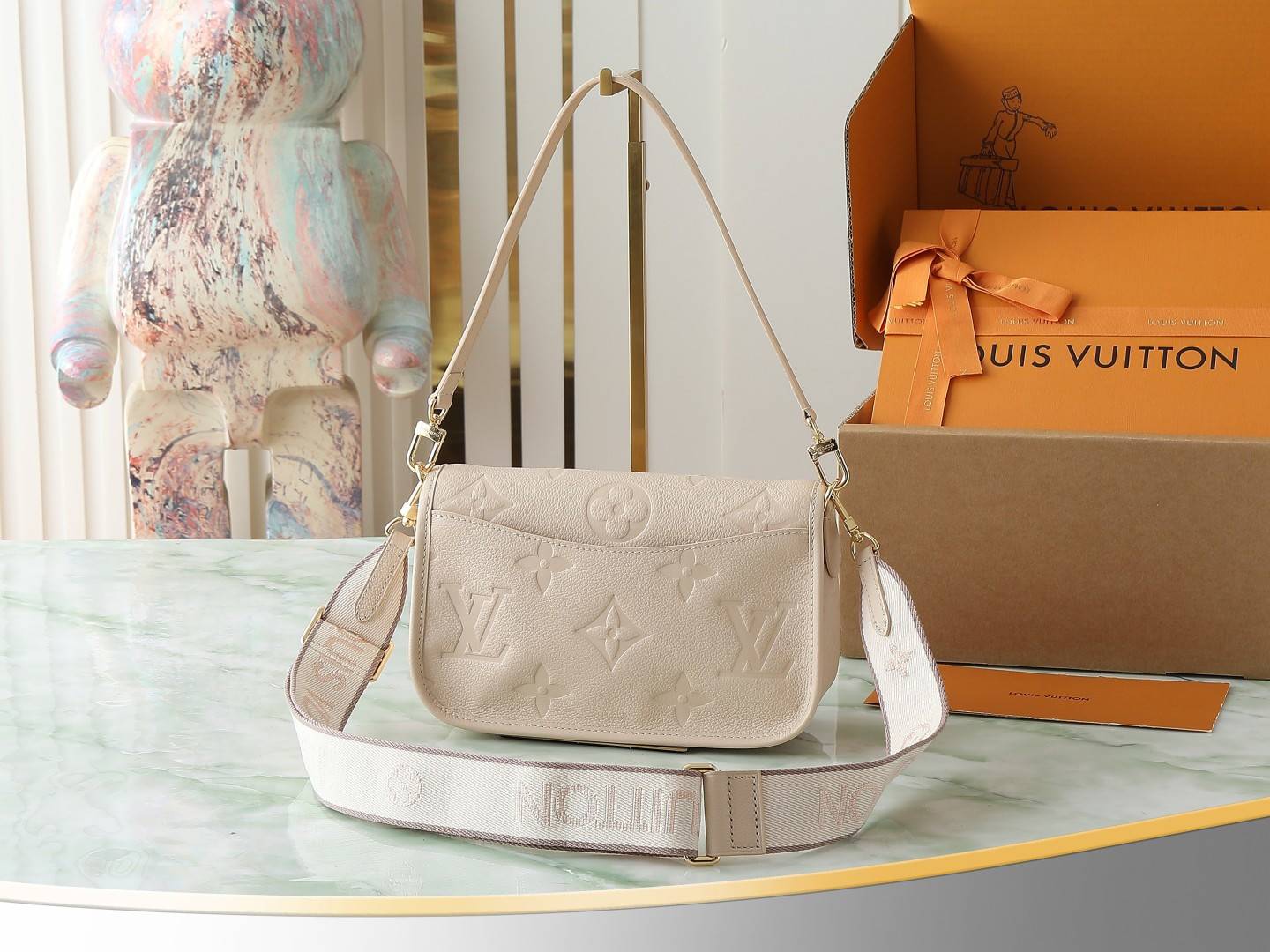 LOUIS VUITTON ルイヴィトン モノグラム クラッチ M13231 沙色 M46386 レザー 手提バッグ シ - 画像 3