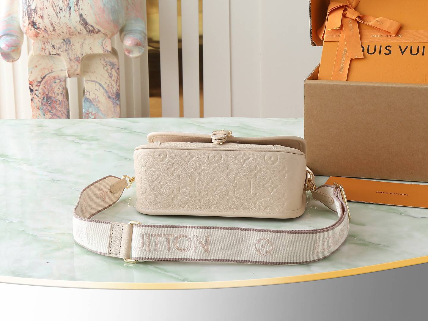 LOUIS VUITTON ルイヴィトン モノグラム クラッチ M13231 沙色 M46386 レザー 手提バッグ シ - 画像 4
