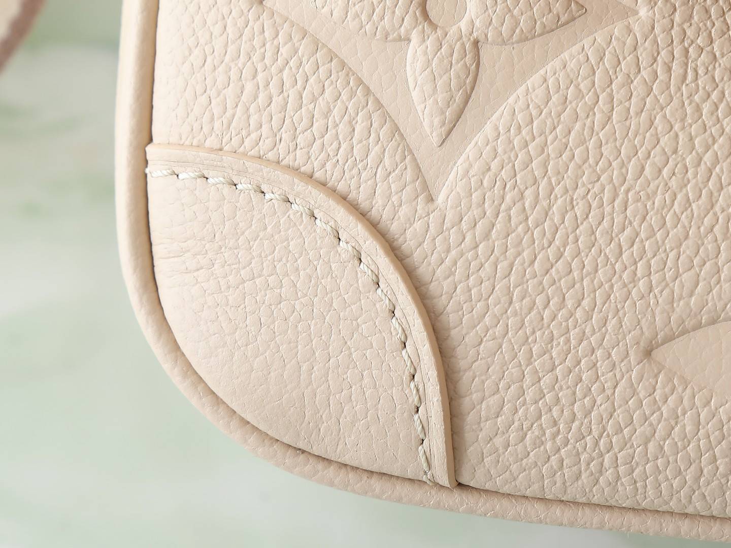 LOUIS VUITTON ルイヴィトン モノグラム クラッチ M13231 沙色 M46386 レザー 手提バッグ シ - 画像 5