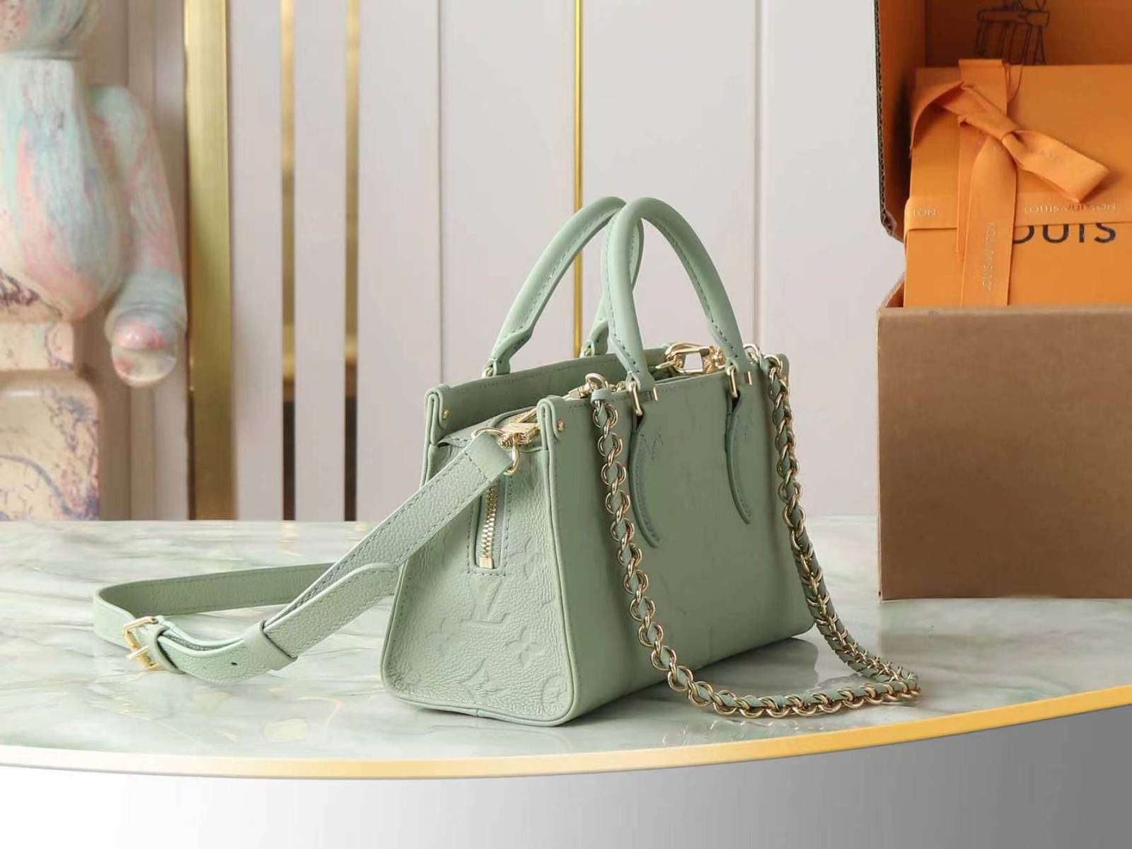 LOUIS VUITTON ルイヴィトン M2a337 本物風 オンザゴー 小型ハンドバッグ モノグラムエンプレンテ シ - 画像 2