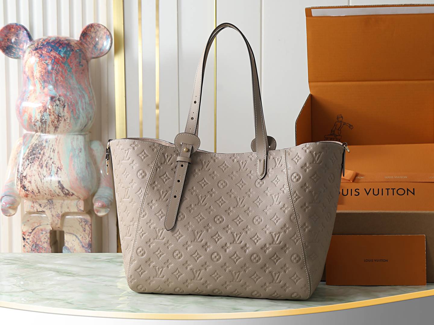 LOUIS VUITTON ルイヴィトン M25889 グレー 全皮圧花 トートバッグ ショルダーバッグ ハンドバッグ - 画像 3