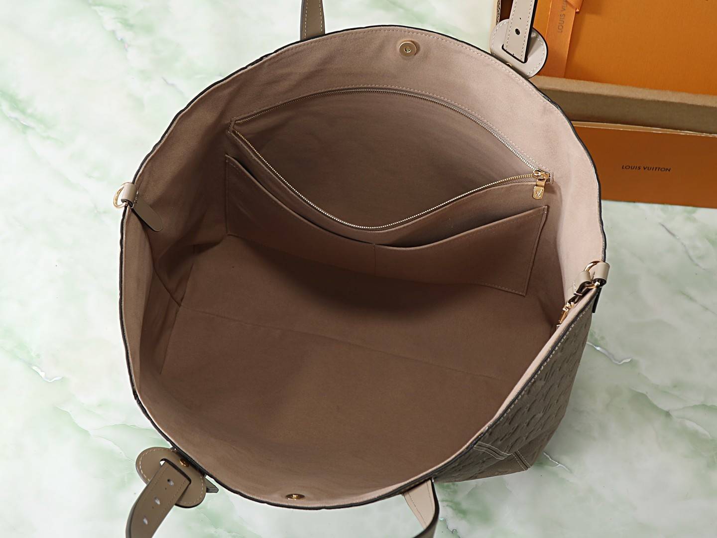 LOUIS VUITTON ルイヴィトン M25889 グレー 全皮圧花 トートバッグ ショルダーバッグ ハンドバッグ - 画像 7