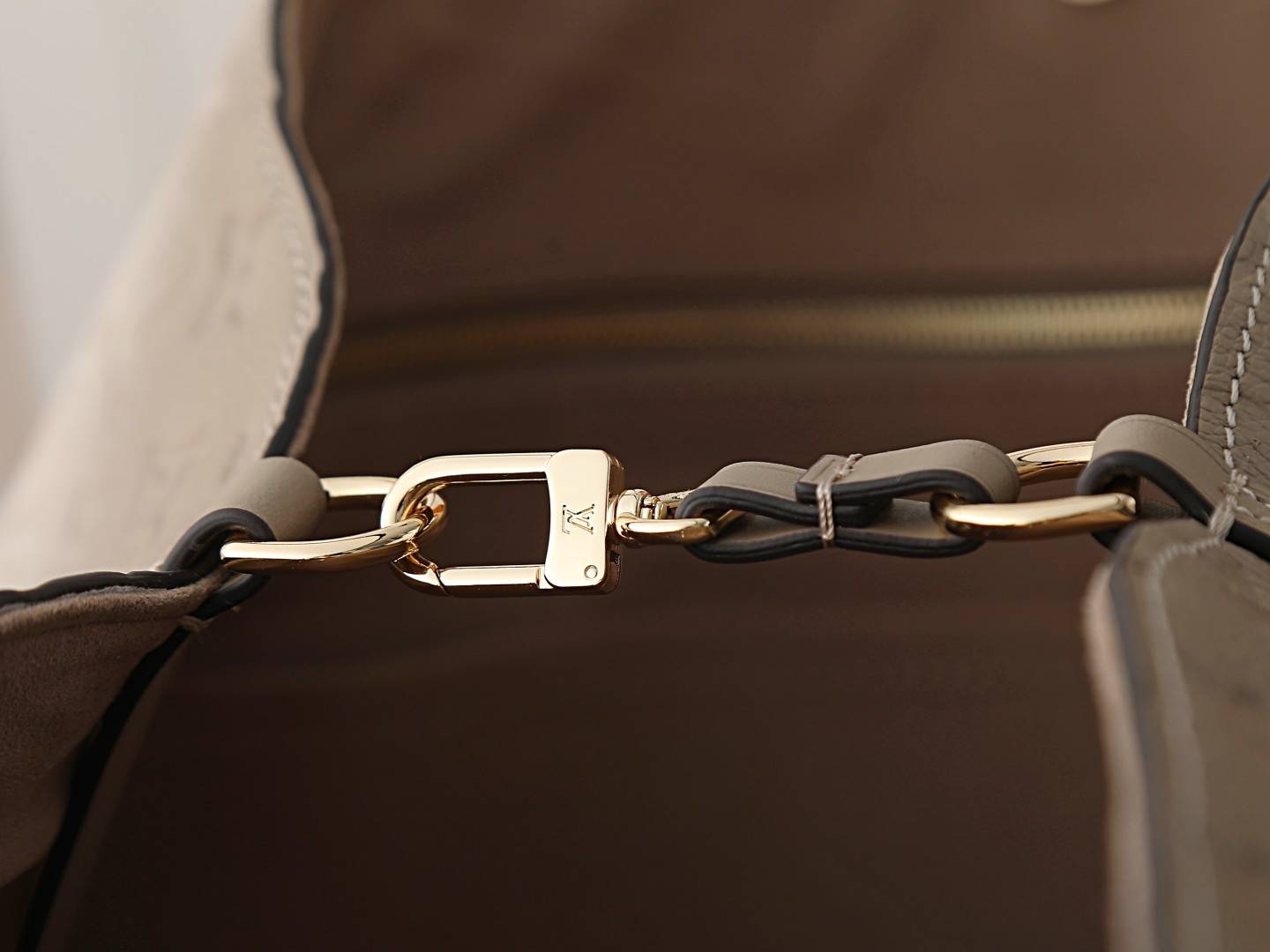 LOUIS VUITTON ルイヴィトン M25889 グレー 全皮圧花 トートバッグ ショルダーバッグ ハンドバッグ - 画像 10
