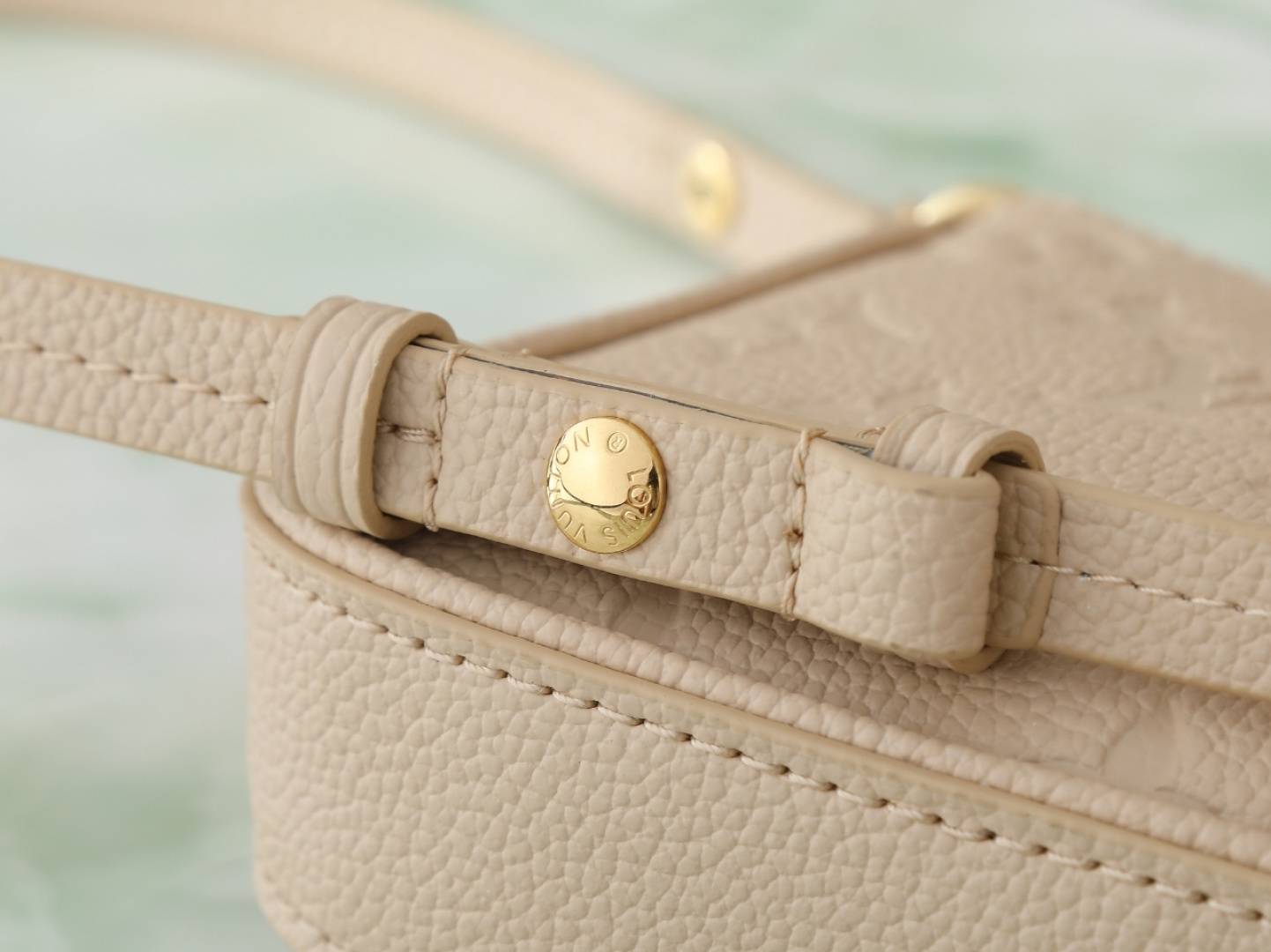LOUIS VUITTON ルイヴィトン M14421 ショルダーバッグ ミニ チェーン モノグラムエンプレインテ 女性 - 画像 9