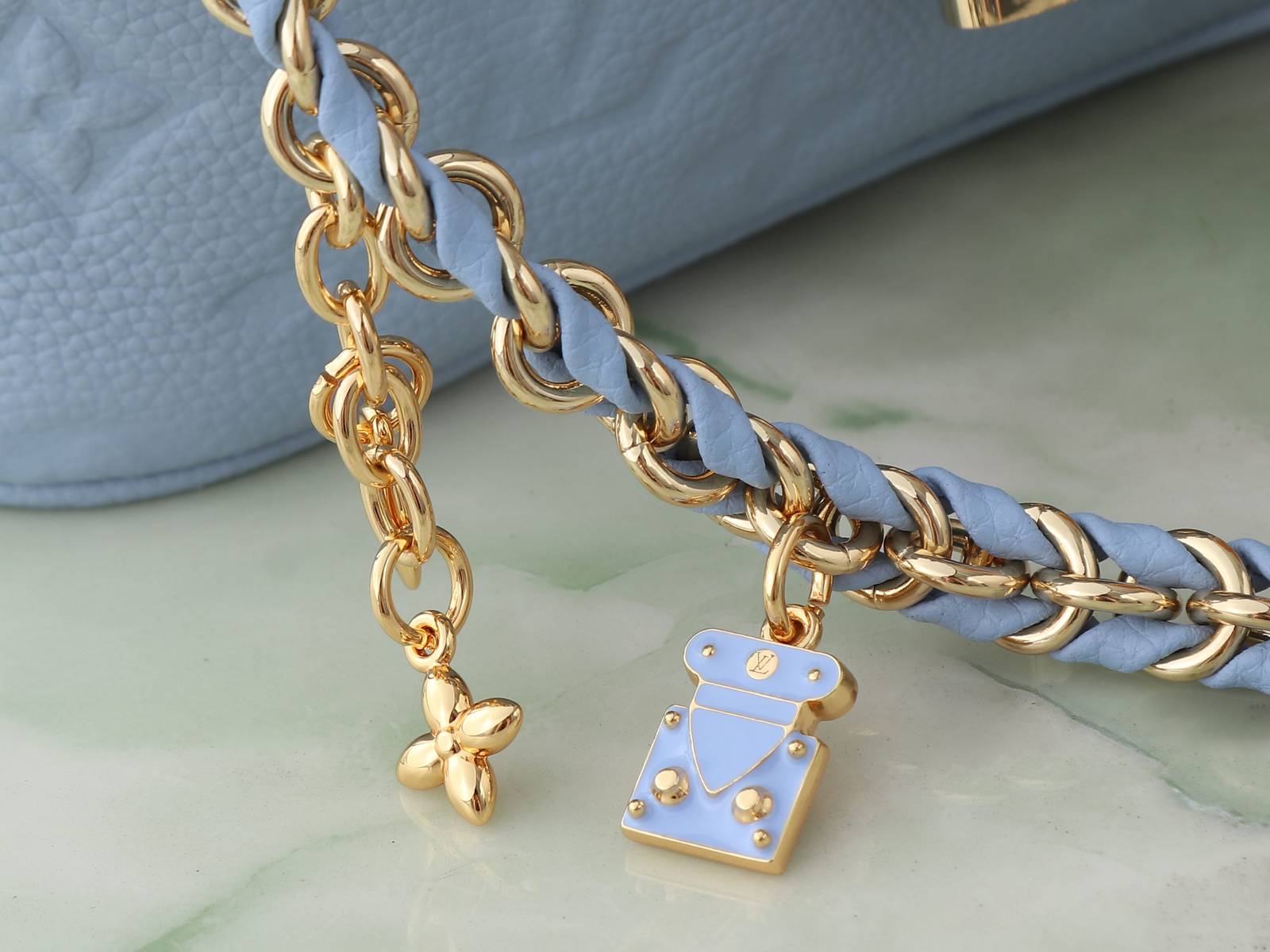LOUIS VUITTON ルイヴィトン M2A007 全皮包 VANITY CHAIN POUCH ブルーレザー チェ - 画像 11