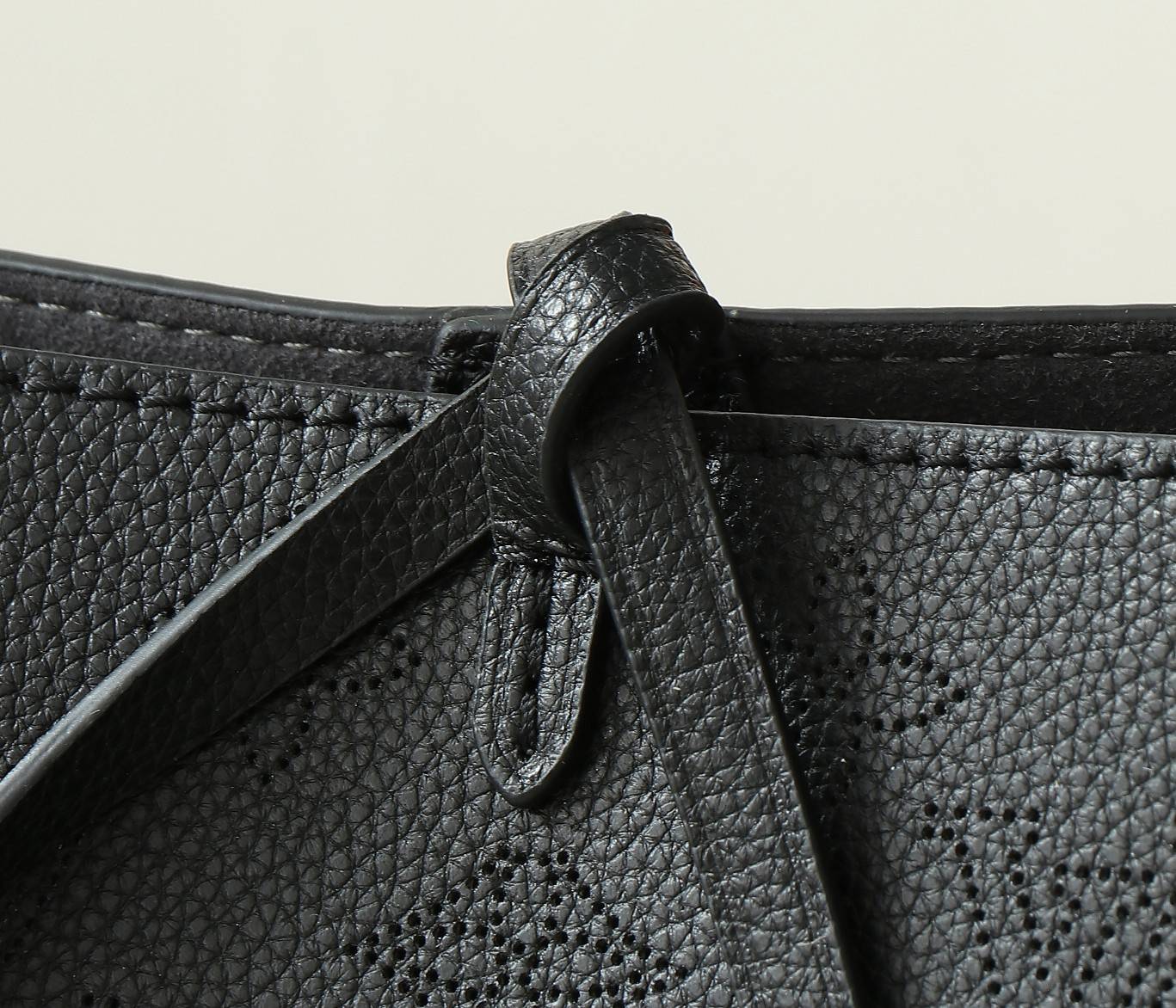 LOUIS VUITTON ルイヴィトン M12139 ブラック ハンドバッグ ショルダーバッグ トートバッグ カラー - 画像 7