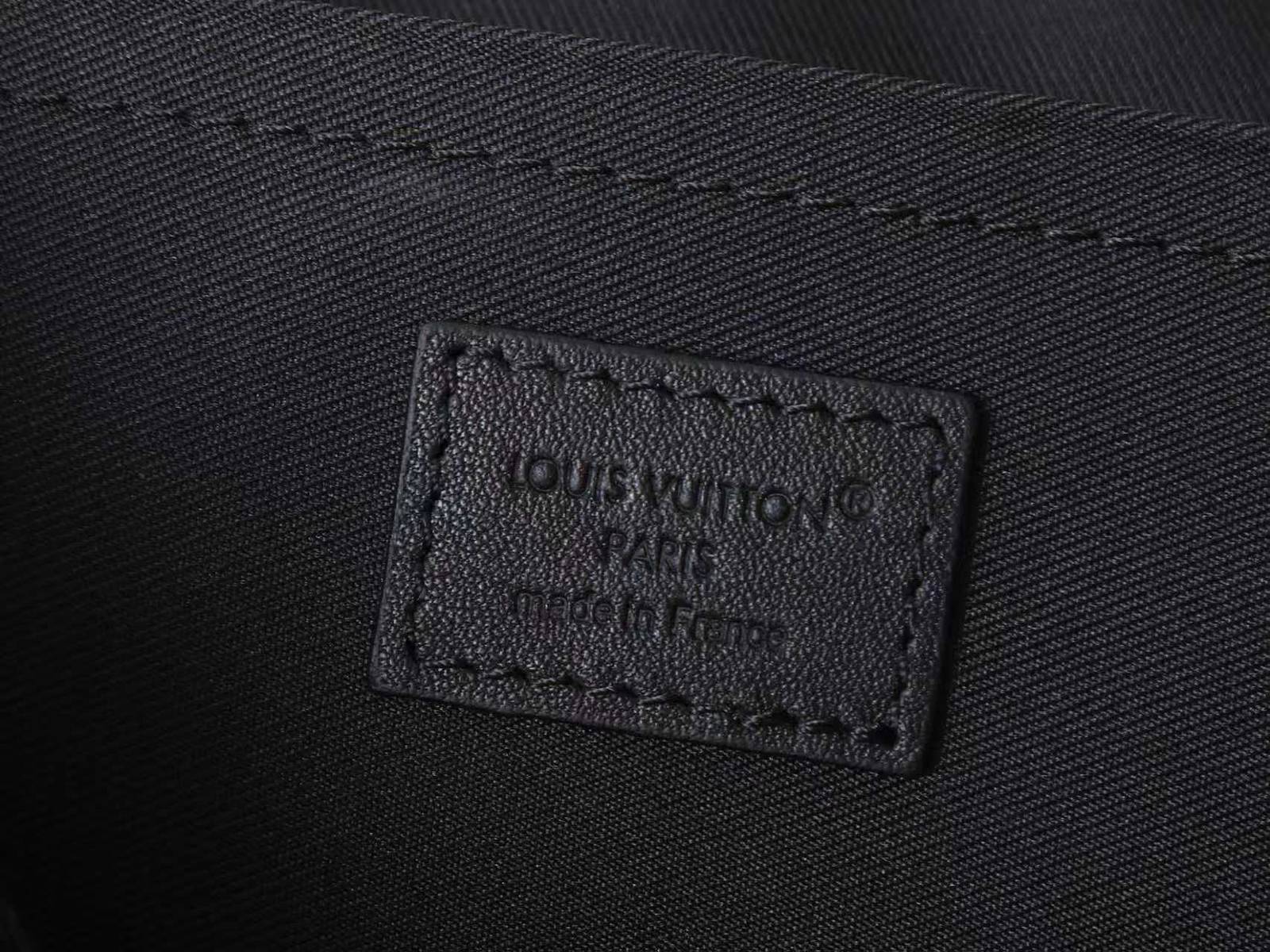 ルイヴィトン LOUIS VUITTON M28630 モノグラム エクリュ 黒花 ポシェット カメラバッグ 非売品 マ - 画像 9