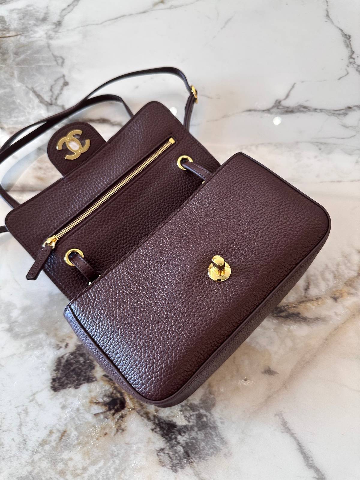 シャネル CHANEL マトラッセ チェーンショルダーバッグ キャビアスキン ゴールド金具 レディース ブラック ベージ - 画像 13