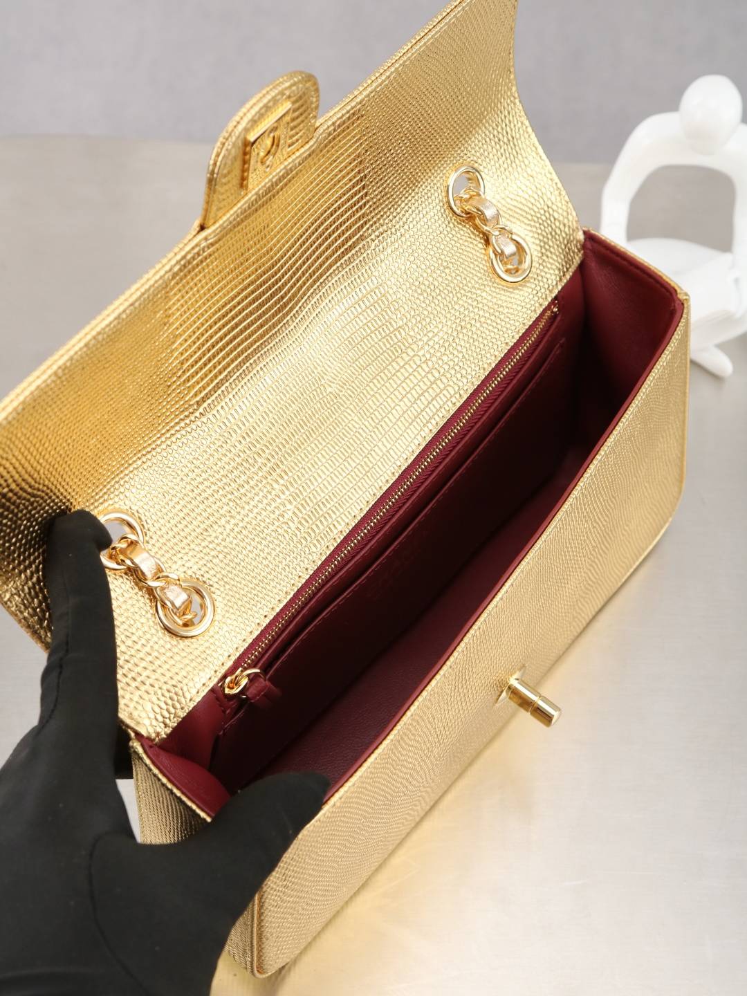 シャネル 6568 キャビアスキン フラップバッグ ゴールド金具 シャンパンゴールド ターンロック レザー編み込みチェー - 画像 2