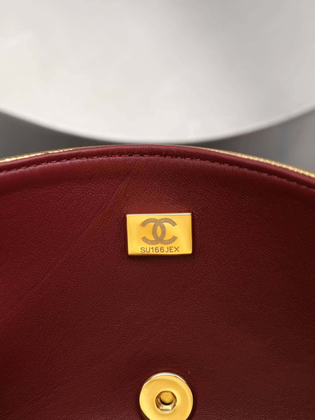 シャネル 6568 キャビアスキン フラップバッグ ゴールド金具 シャンパンゴールド ターンロック レザー編み込みチェー - 画像 3