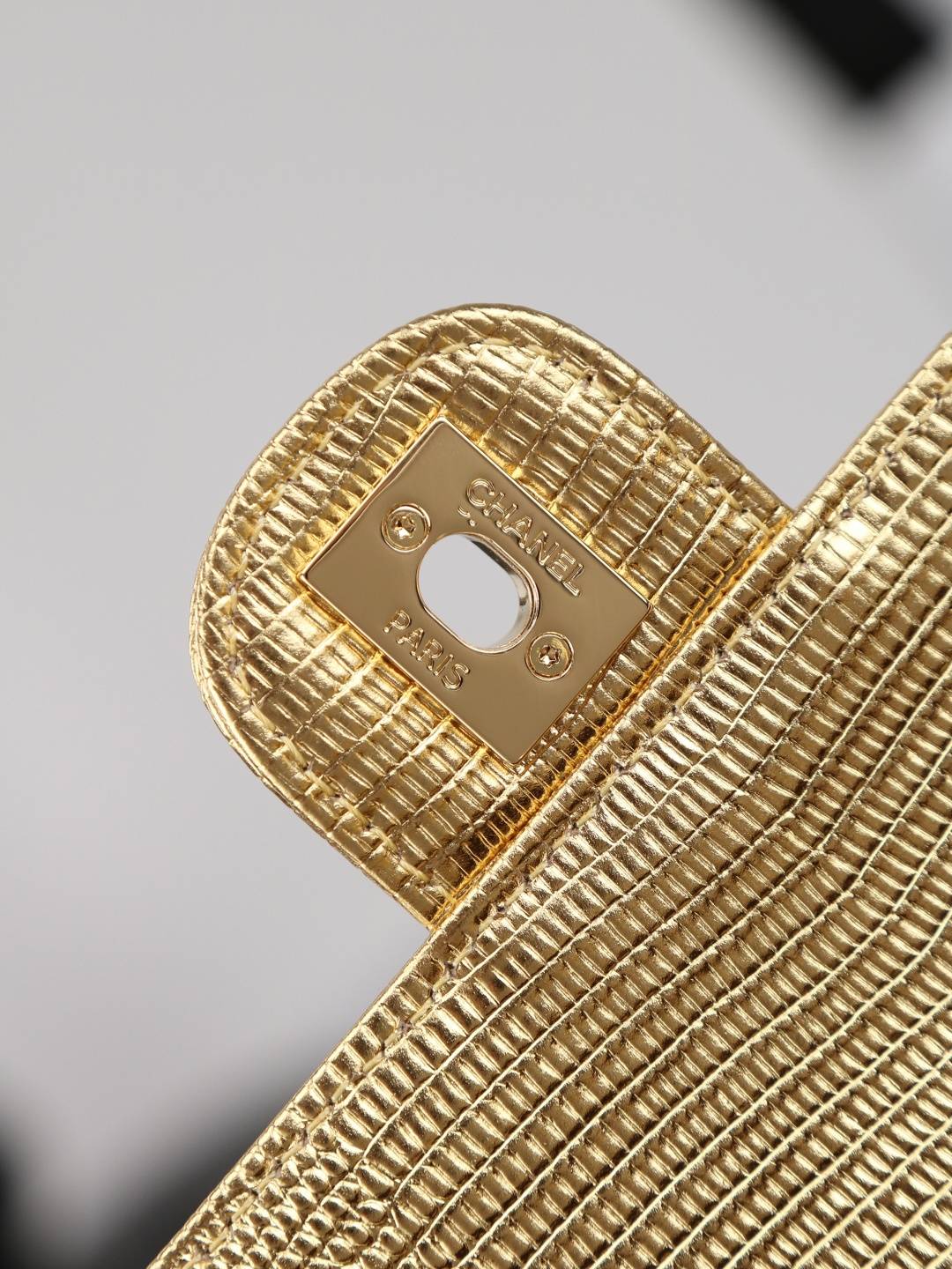 シャネル 6568 キャビアスキン フラップバッグ ゴールド金具 シャンパンゴールド ターンロック レザー編み込みチェー - 画像 5