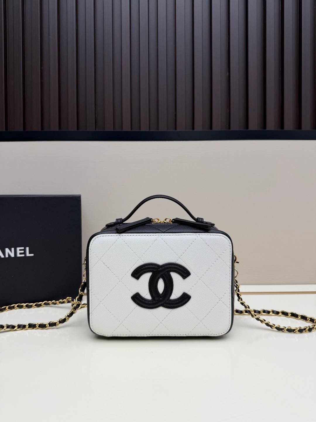 シャネル CHANEL マトラッセ チェーンショルダーバッグ キャビアスキン ブラック ホワイト バイカラー ゴールド金 - 画像 11