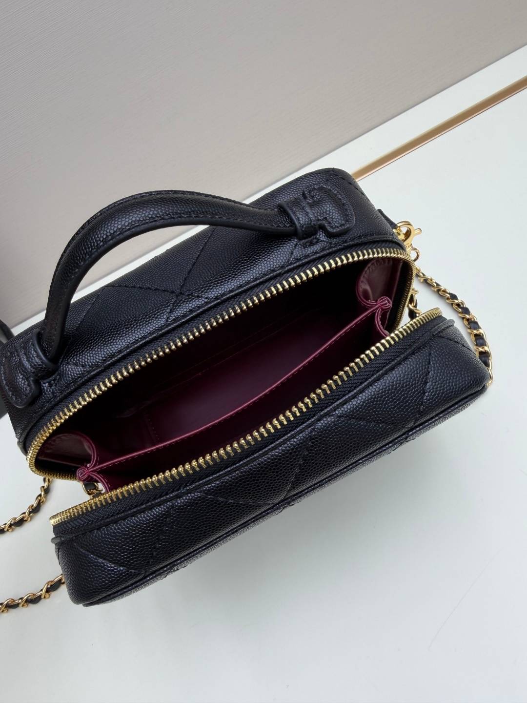 シャネル CHANEL マトラッセ チェーンショルダーバッグ キャビアスキン ブラック ホワイト バイカラー ゴールド金 - 画像 16