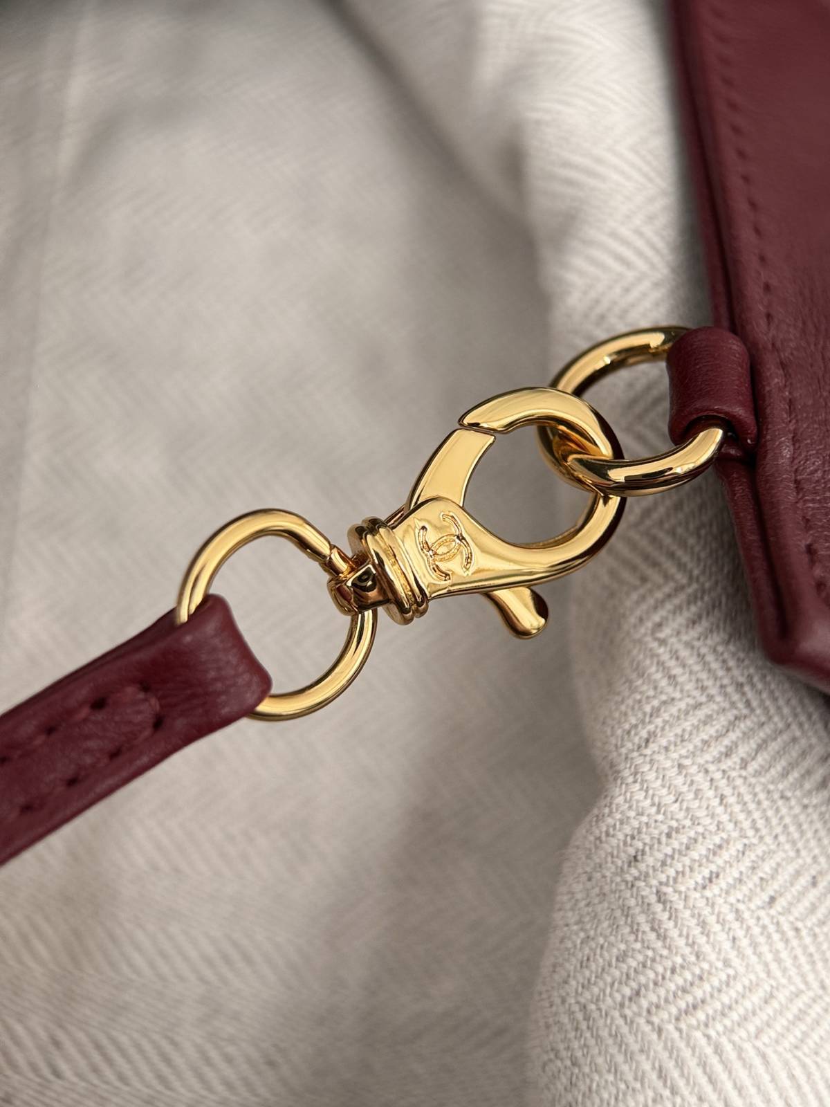 シャネル CHANEL トートバッグ マトラッセ ラムスキン ブラック シルバー金具 2WAY レディース - 画像 14