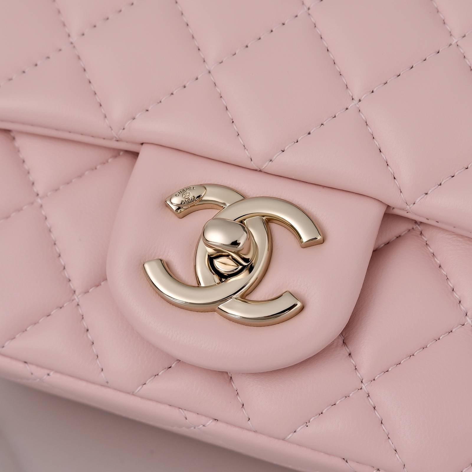 シャネル CHANEL マトラッセ ラムスキン チェーンショルダーバッグ ゴールド金具 レディース - 画像 6