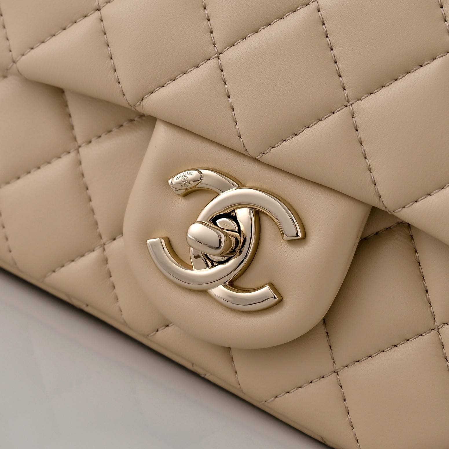 シャネル CHANEL マトラッセ ラムスキン チェーンショルダーバッグ ゴールド金具 レディース - 画像 15