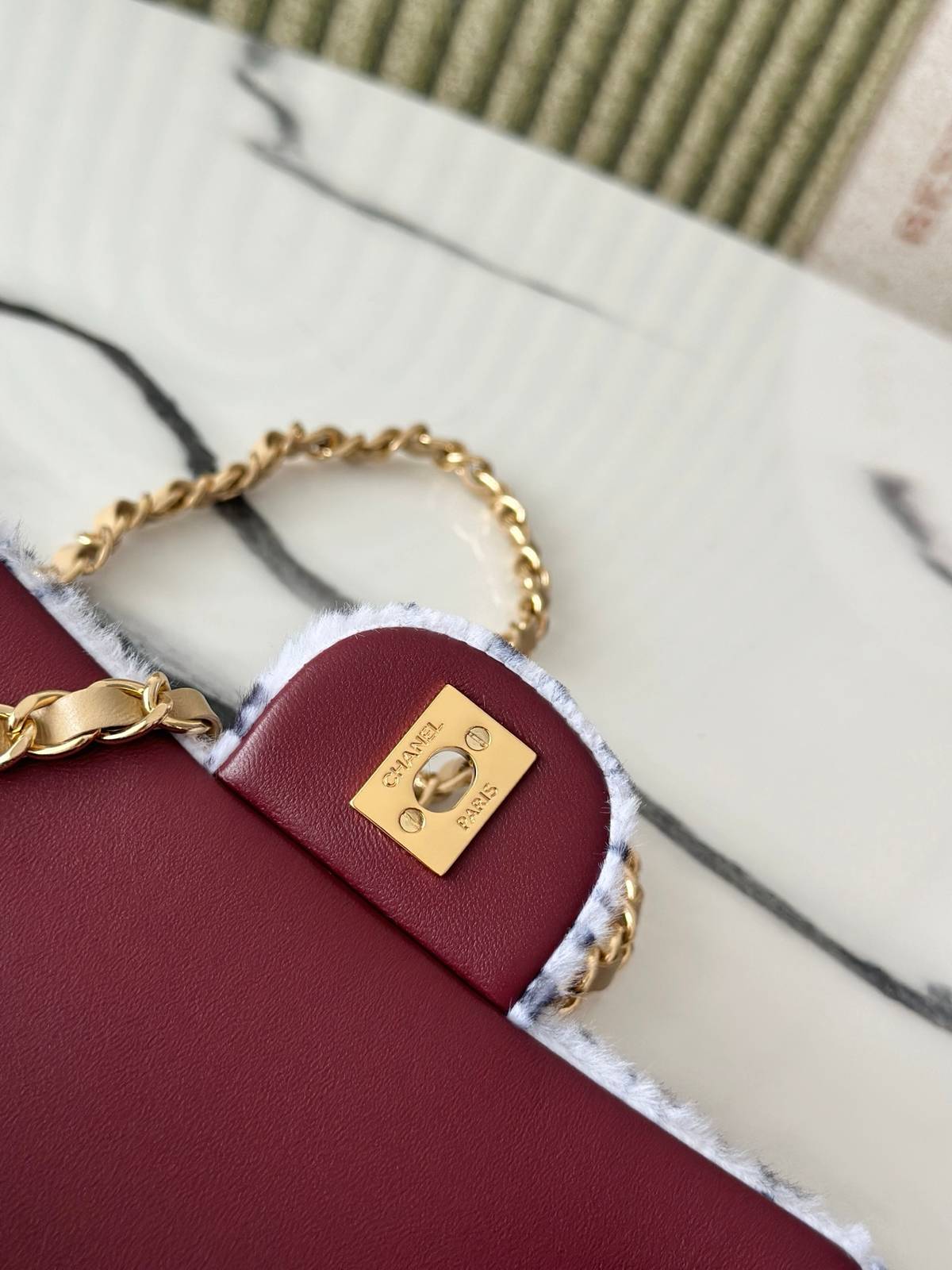 シャネル CHANEL マトラッセ ロゴ ラムスキン チェーンショルダー フラップバッグ ゴールド金具 ターンロック レ - 画像 2