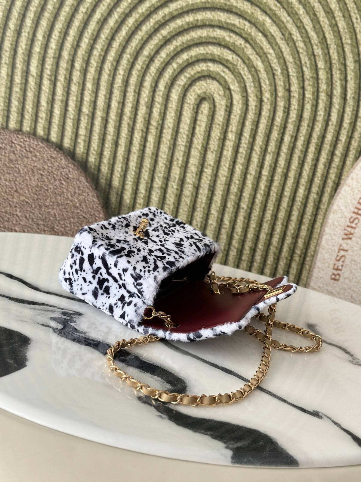 シャネル CHANEL マトラッセ ロゴ ラムスキン チェーンショルダー フラップバッグ ゴールド金具 ターンロック レ - 画像 4