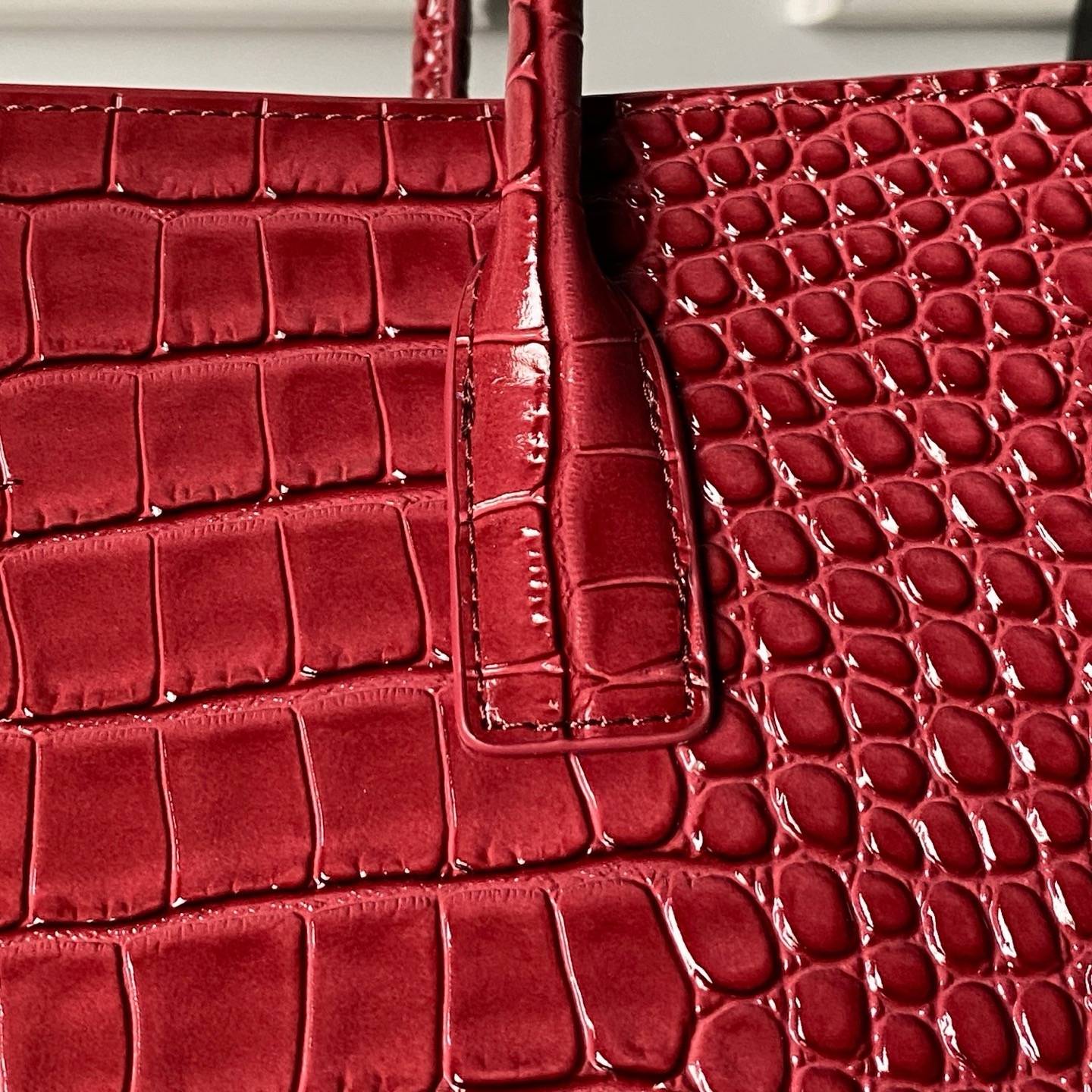 シャネル CHANEL AS6243 キャビアスキン レッド トートバッグ ゴールド金具 フラップバッグ ミラー付き レ - 画像 7