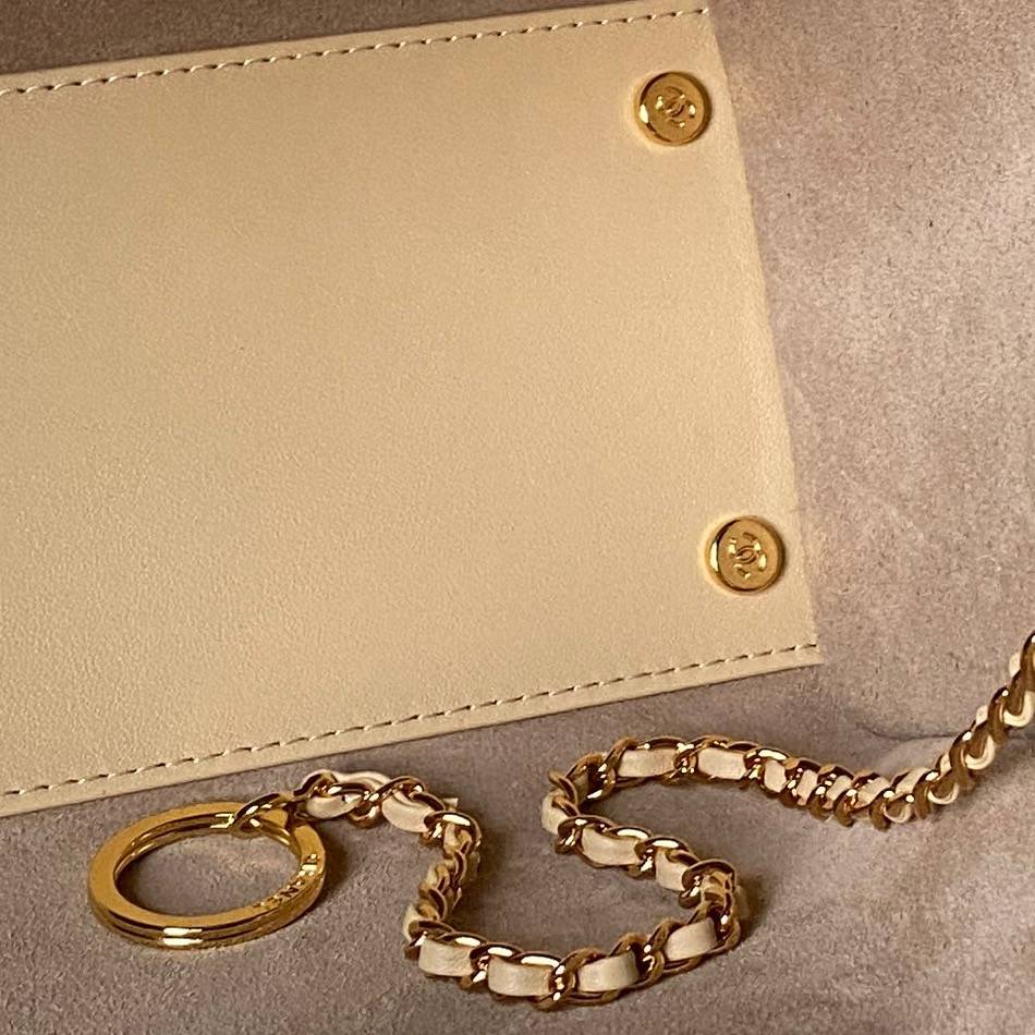 シャネル CHANEL AS6243 マトラッセ トートバッグ ブラック ゴールド金具 鏡面加工 レザー編み込みチェーン - 画像 3