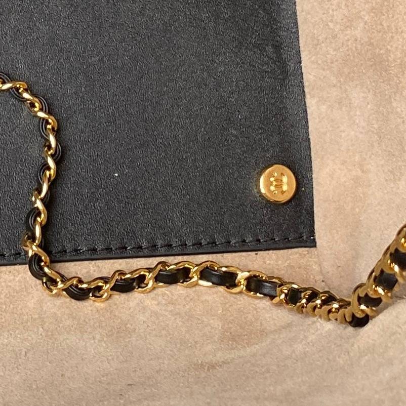 シャネル CHANEL AS6243 マトラッセ トートバッグ ブラック ゴールド金具 鏡面加工 レザー編み込みチェーン - 画像 12
