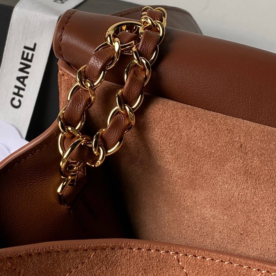 シャネル CHANEL マトラッセ フラップバッグ ラムスキン レザー編み込みチェーン ゴールド金具 ブラック ベージュ - 画像 3