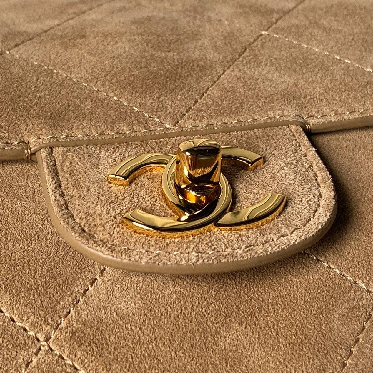 シャネル CHANEL マトラッセ フラップバッグ ラムスキン レザー編み込みチェーン ゴールド金具 ブラック ベージュ - 画像 18