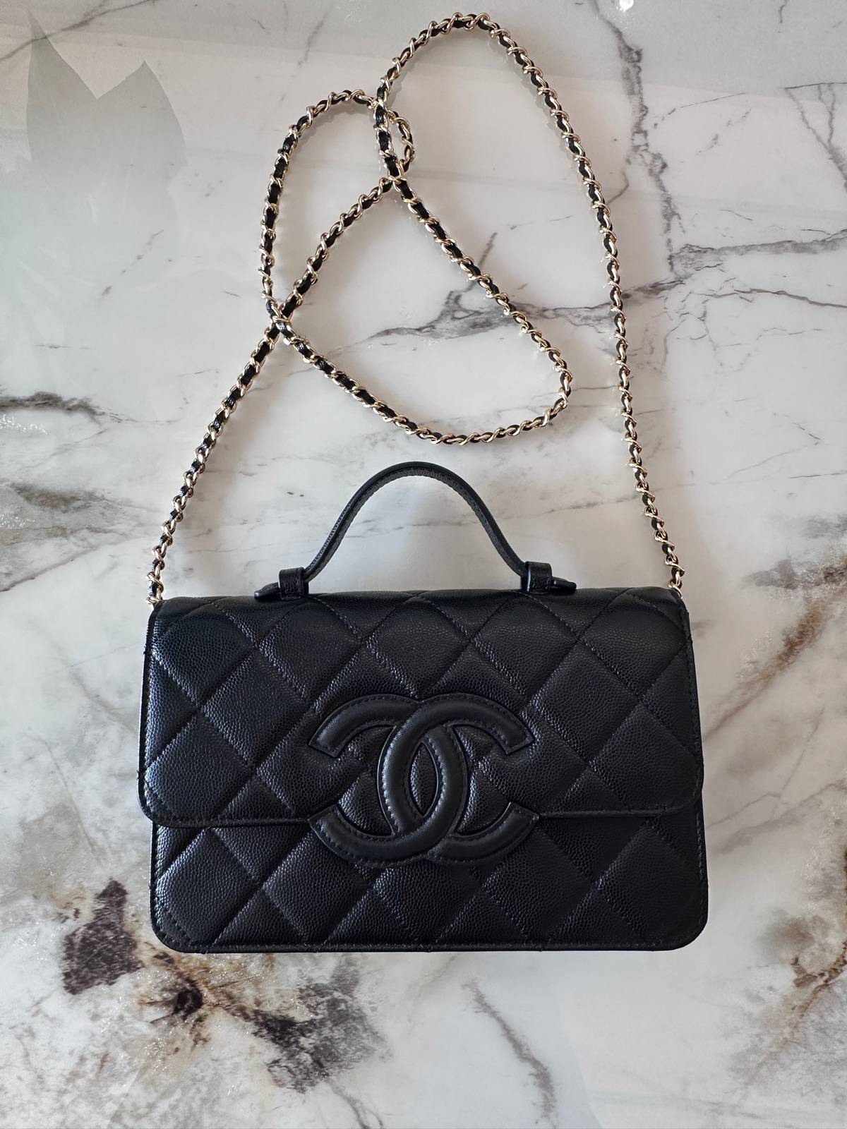 シャネル CHANEL マトラッセ ポシェット フラップバッグ ブラック ゴールド金具 シルバー金具 ターンロック レデ - 画像 2