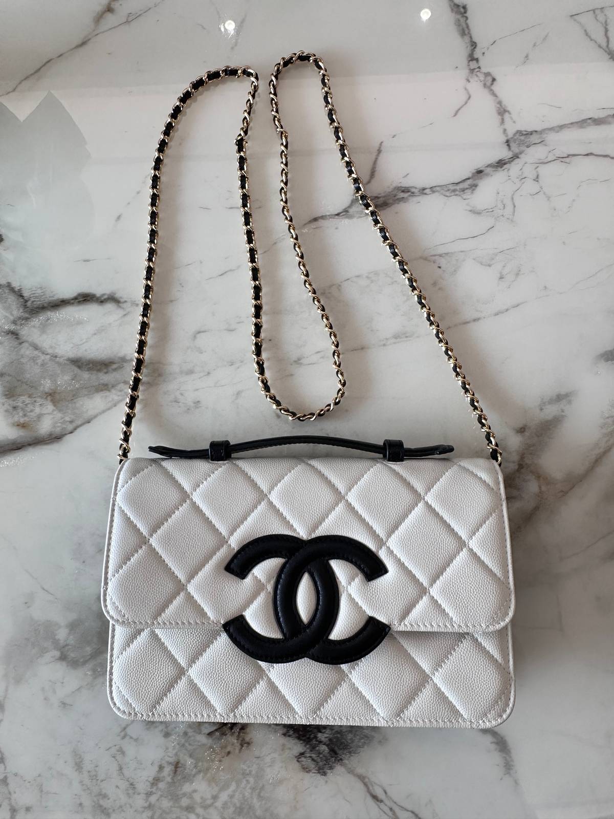 シャネル CHANEL マトラッセ ポシェット フラップバッグ ブラック ゴールド金具 シルバー金具 ターンロック レデ - 画像 11