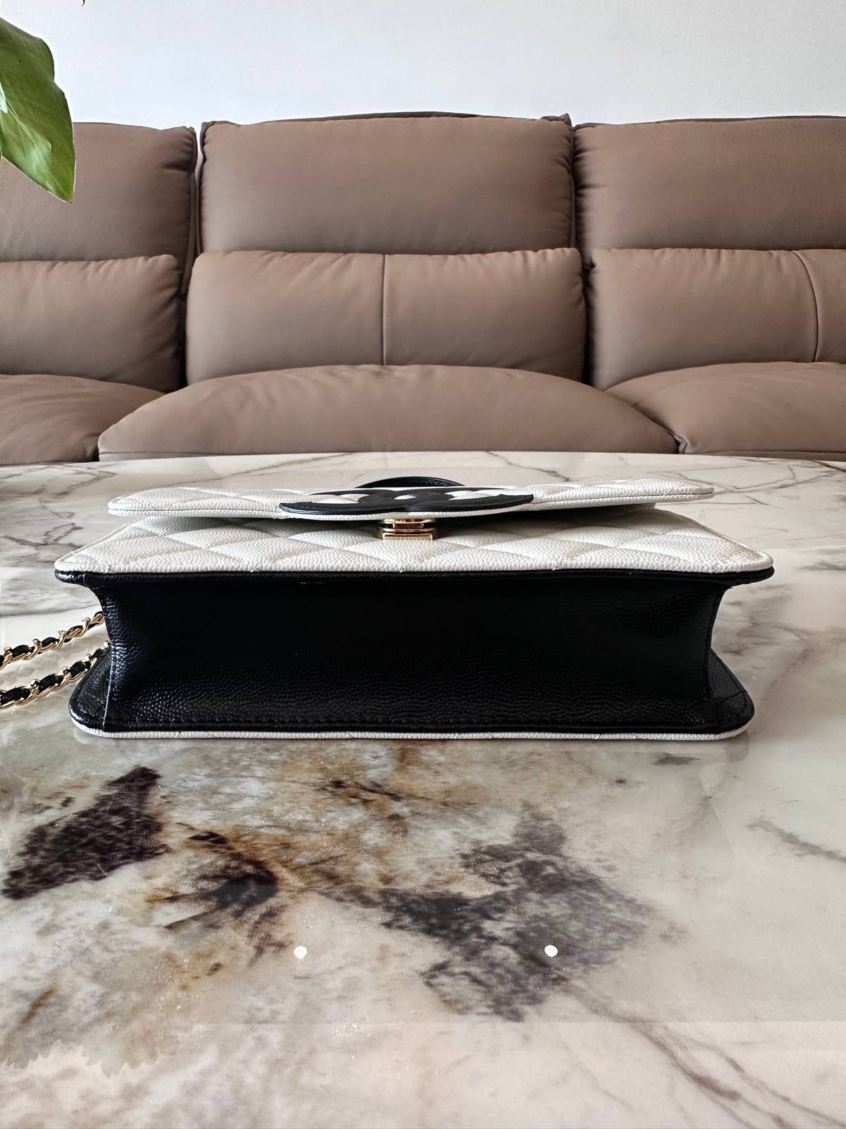 シャネル CHANEL マトラッセ ポシェット フラップバッグ ブラック ゴールド金具 シルバー金具 ターンロック レデ - 画像 16