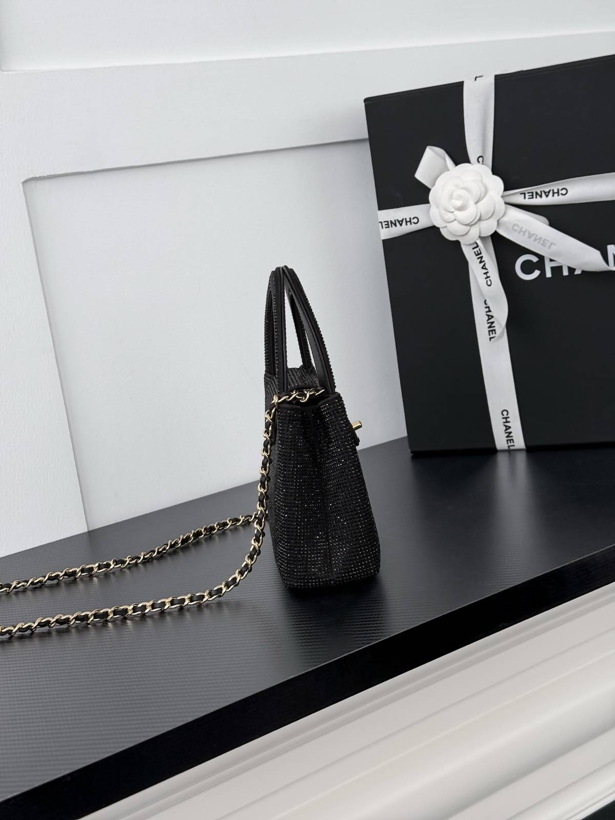 シャネル CHANEL マトラッセ フラップバッグ ブラック ゴールド金具 2WAY チェーンショルダー ハンドバッグ - 画像 9